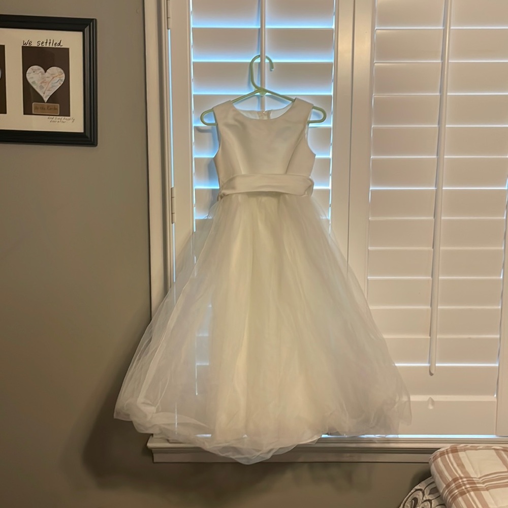 David Bridal’s flower girl dress size 4